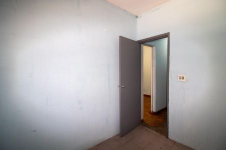 Casa à venda com 130m², 2 quartos e 2 vagas Casa à venda com 130m², 2 quartos e 2 vagasSala