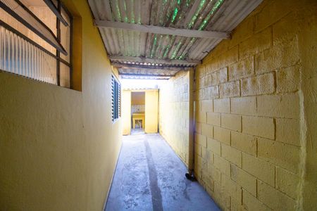 Casa à venda com 130m², 2 quartos e 2 vagas Casa à venda com 130m², 2 quartos e 2 vagasCorredor