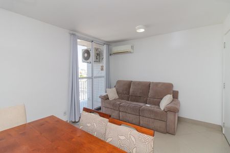 Sala de apartamento à venda com 3 quartos, 72m² em Cristal, Porto Alegre