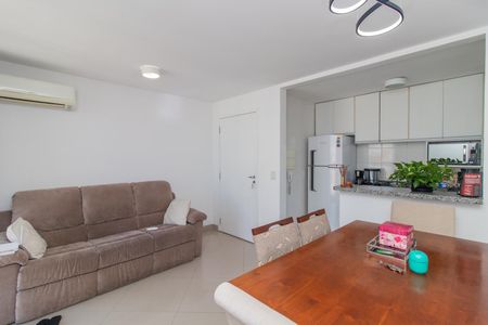 Sala de apartamento à venda com 3 quartos, 72m² em Cristal, Porto Alegre