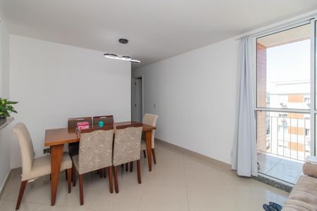Sala de apartamento à venda com 3 quartos, 72m² em Cristal, Porto Alegre