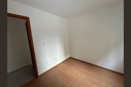 Apartamento à venda com 48m², 2 quartos e 1 vagaQuarto 2