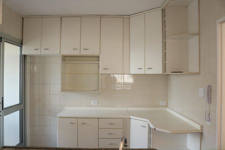 Apartamento para alugar com 56m², 2 quartos e 2 vagasCozinha
