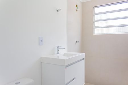Apartamento para alugar com 71m², 2 quartos e sem vaga Apartamento para alugar com 71m², 2 quartos e sem vagaBanheiro