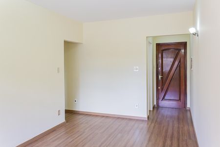 Apartamento para alugar com 71m², 2 quartos e sem vaga Apartamento para alugar com 71m², 2 quartos e sem vagaSala