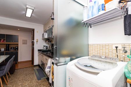 Apartamento à venda com 45m², 1 quarto e 1 vagaÁrea de Serviço