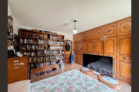 Casa à venda com 700m², 5 quartos e 8 vagas