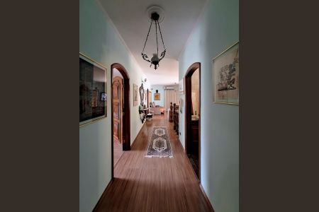 Casa à venda com 700m², 5 quartos e 8 vagas