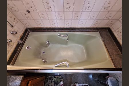 Casa à venda com 700m², 5 quartos e 8 vagas