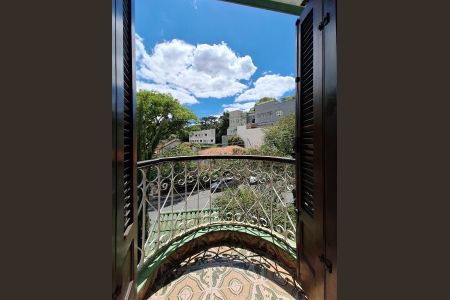 Casa à venda com 700m², 5 quartos e 8 vagas