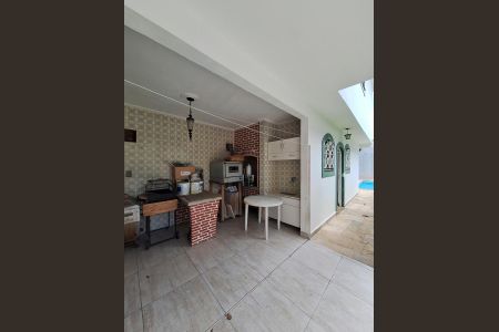 Casa à venda com 700m², 5 quartos e 8 vagas Casa à venda com 700m², 5 quartos e 8 vagasChurrasqueira