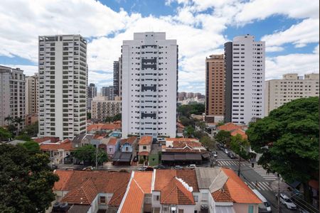 Apartamento à venda com 120m², 4 quartos e 2 vagas Apartamento à venda com 120m², 4 quartos e 2 vagasVista