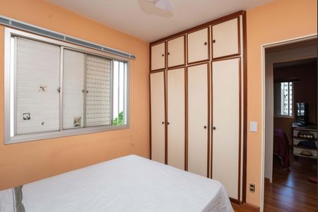 Apartamento à venda com 120m², 4 quartos e 2 vagas Apartamento à venda com 120m², 4 quartos e 2 vagasQuarto 3 Suíte