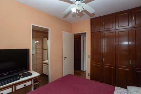 Apartamento à venda com 120m², 4 quartos e 2 vagas Apartamento à venda com 120m², 4 quartos e 2 vagasQuarto 2 Suíte