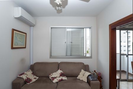 Apartamento à venda com 120m², 4 quartos e 2 vagas Apartamento à venda com 120m², 4 quartos e 2 vagasSala