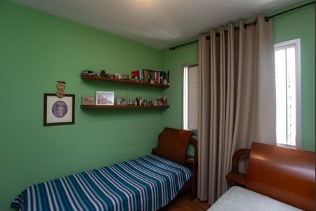 Apartamento à venda com 120m², 4 quartos e 2 vagas Apartamento à venda com 120m², 4 quartos e 2 vagasQuarto 1