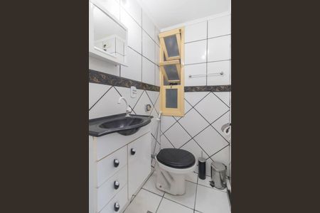 Banheiro de apartamento à venda com 1 quarto, 25m² em Menino Deus, Porto Alegre