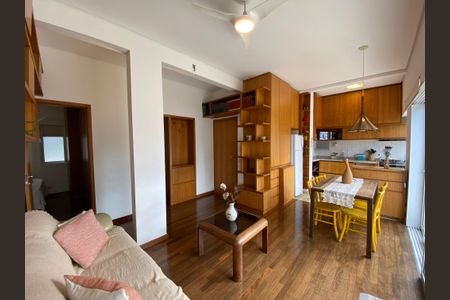 Sala de apartamento para alugar com 2 quartos, 70m² em Santa Cecilia, São Paulo