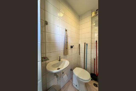 Apartamento para alugar com 130m², 3 quartos e 2 vagasBanheiro de serviço