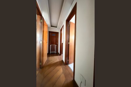 Apartamento para alugar com 130m², 3 quartos e 2 vagasCorredor