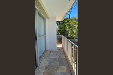 Varanda de apartamento para alugar com 3 quartos, 106m² em Vila Sofia, São Paulo