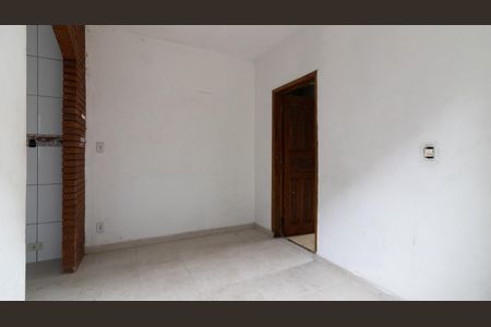 Sala de casa à venda com 3 quartos, 150m² em Cidade Líder, São Paulo