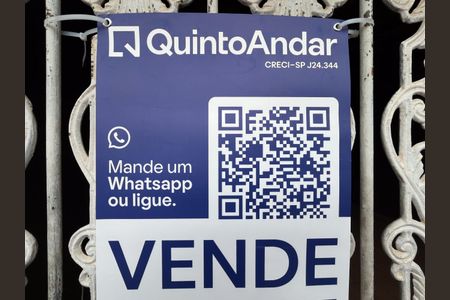 Casa à venda com 150m², 3 quartos e 2 vagas Casa à venda com 150m², 3 quartos e 2 vagasPlaquinha