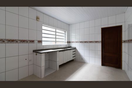 Casa à venda com 150m², 3 quartos e 2 vagas Casa à venda com 150m², 3 quartos e 2 vagasCozinha