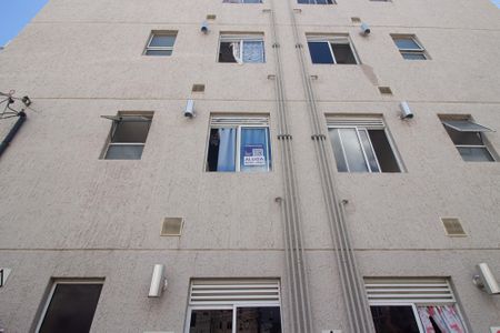 Apartamento para alugar com 49m², 2 quartos e 1 vaga Apartamento para alugar com 49m², 2 quartos e 1 vagaFachada