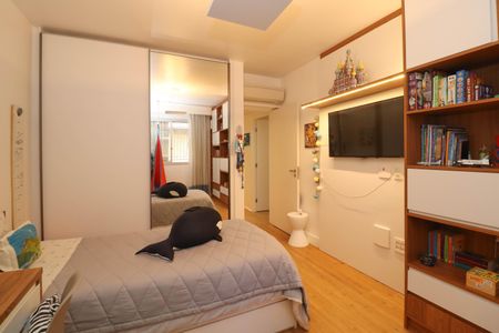 Apartamento para alugar com 138m², 3 quartos e 2 vagas Apartamento para alugar com 138m², 3 quartos e 2 vagasQuarto 1