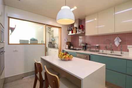 Apartamento para alugar com 138m², 3 quartos e 2 vagas Apartamento para alugar com 138m², 3 quartos e 2 vagasCozinha