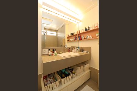 Apartamento para alugar com 138m², 3 quartos e 2 vagas Apartamento para alugar com 138m², 3 quartos e 2 vagasBanheiro da Suíte