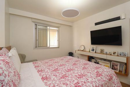 Apartamento para alugar com 138m², 3 quartos e 2 vagas Apartamento para alugar com 138m², 3 quartos e 2 vagasSuíte