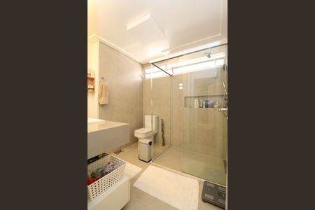 Apartamento para alugar com 138m², 3 quartos e 2 vagas Apartamento para alugar com 138m², 3 quartos e 2 vagasBanheiro da Suíte