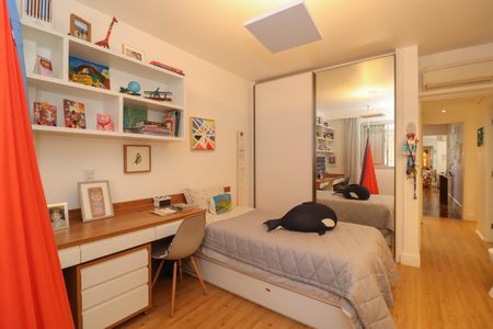 Apartamento para alugar com 138m², 3 quartos e 2 vagas Apartamento para alugar com 138m², 3 quartos e 2 vagasQuarto 1