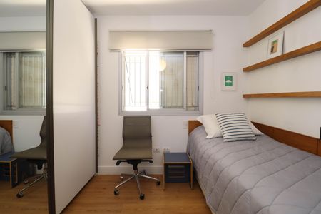 Apartamento para alugar com 138m², 3 quartos e 2 vagas Apartamento para alugar com 138m², 3 quartos e 2 vagasQuarto 2