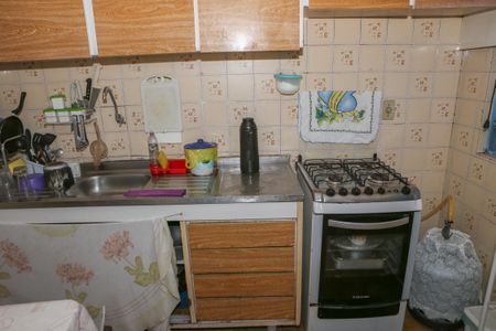 Casa à venda com 370m², 3 quartos e 2 vagas Casa à venda com 370m², 3 quartos e 2 vagasCozinha