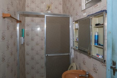 Casa à venda com 370m², 3 quartos e 2 vagas Casa à venda com 370m², 3 quartos e 2 vagasBanheiro da Suíte