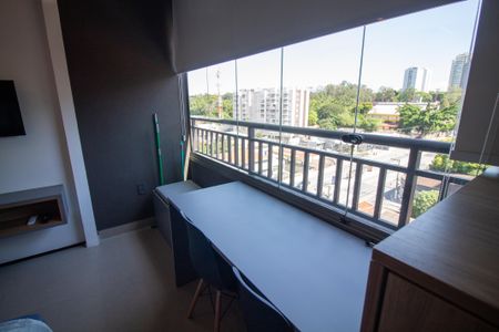 Studio para alugar com 22m², 1 quarto e sem vaga Studio para alugar com 22m², 1 quarto e sem vagaVaranda