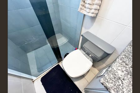 Apartamento à venda com 50m², 2 quartos e 1 vaga Apartamento à venda com 50m², 2 quartos e 1 vagaBanheiro