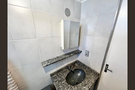 Apartamento à venda com 50m², 2 quartos e 1 vaga Apartamento à venda com 50m², 2 quartos e 1 vagaBanheiro