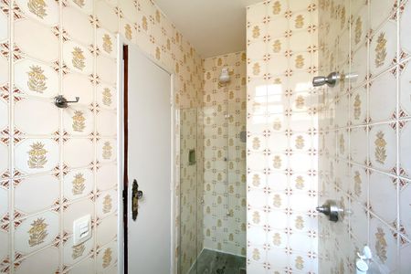 Apartamento para alugar com 100m², 3 quartos e 1 vaga Apartamento para alugar com 100m², 3 quartos e 1 vagaBanheiro da Suíte 1