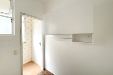 Apartamento para alugar com 100m², 3 quartos e 1 vaga Apartamento para alugar com 100m², 3 quartos e 1 vagaQuarto de Serviço