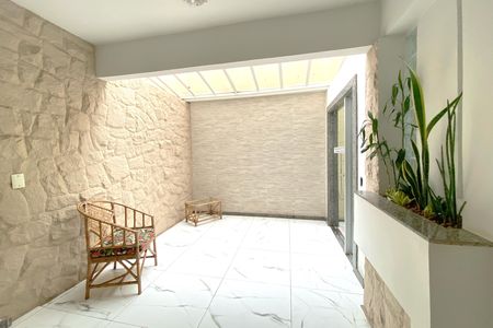 Apartamento para alugar com 100m², 3 quartos e 1 vaga Apartamento para alugar com 100m², 3 quartos e 1 vagaÁrea comum - Hall