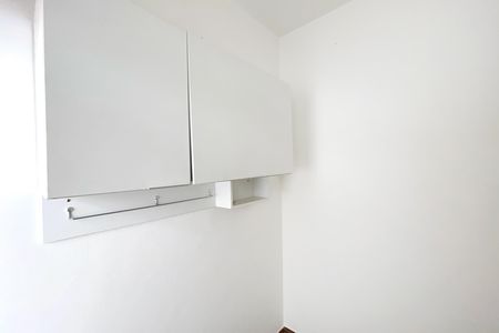 Apartamento para alugar com 100m², 3 quartos e 1 vaga Apartamento para alugar com 100m², 3 quartos e 1 vagaQuarto de Serviço