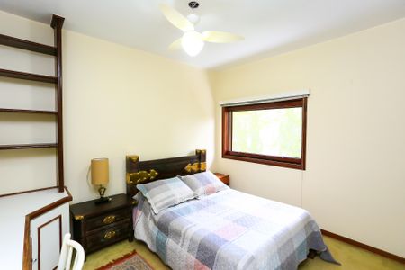 Casa à venda com 450m², 5 quartos e 7 vagassuíte 2