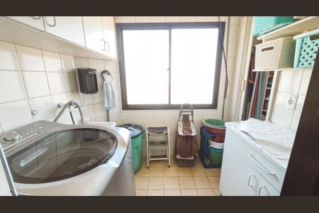 Apartamento à venda com 72m², 3 quartos e 1 vaga Apartamento à venda com 72m², 3 quartos e 1 vagaÁrea de Serviço