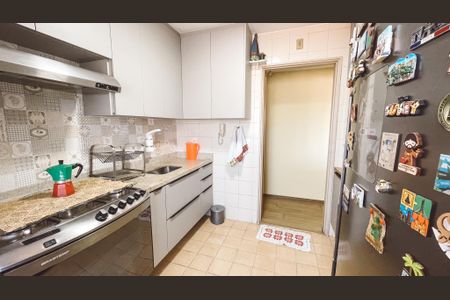 Apartamento à venda com 72m², 3 quartos e 1 vaga Apartamento à venda com 72m², 3 quartos e 1 vagaCozinha