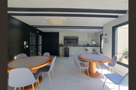 Apartamento à venda com 54m², 2 quartos e 1 vagaÁrea comum