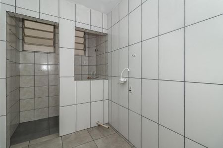 Cozinha de apartamento à venda com 1 quarto, 52m² em São João, Porto Alegre